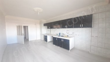 ŞEHİR HASTANESİ KARŞISINDA KİRALIK 3+1 DAİRE ÇINARDAN İlan No: 5490