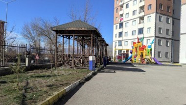 OBA KENTTE SATILIK LÜKS DAİRE 3+1 SİTE İÇİ ARA KAT ÇINARDAN İlan No: 5497