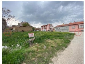 HASTANE MAHALLESİNDE ESKİ BİM ARKASINDA ARSA