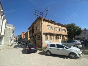 LALASİNANPAŞA MAHALLESİNDE KÖŞE BAŞINDA MÜSTAKİL EV