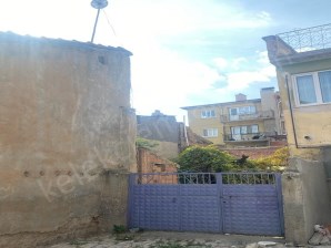 HACI HALİFE MAHALLESİNDE  ARSA