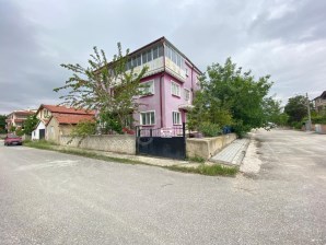 MÜSLÜMANA MAHALLESİ ATATÜRK CADDESİNDE 3 KATLI BİNA