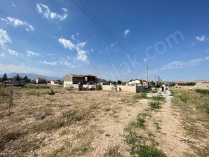 KALE MAHALLESİ SELÇUK SOKAKTA ARSA