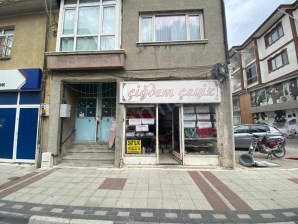 İSTASYON CADDESİNDE SATILIK DÜKKAN