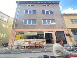ÇARŞI MERKEZDE DÜKKAN+ 3 KAT MESKEN