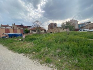 HASTANE MAHALLESİNDE ARSA