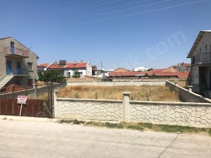 BUCAK MAHALLESİ ÇAKIL SOKAKTA  GÜNEY CEPHELİ ARSA