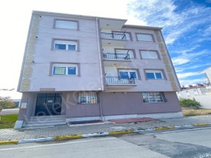 YENİCE MAHALLESİ ALPASLAN TÜRKEŞ CADDESİNDE KİRALIK 3+1