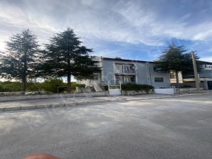 BADEMLİ MAHALLESİ KARAÇAY CADDESİNDE KİRALIK 3+1