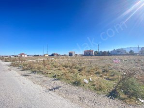 KONAK MAHALLESİ HACI AHMET YESEVİ CADDESİNDE KÖŞE PARSEL ARSA