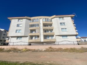 KIRKGÖZ MAHALLESİNDE KİRALIK 3+1