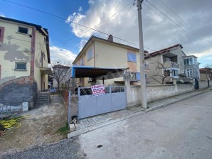 BADEMLİ MAHALLESİNDE MÜSTAKİL 2 KATLI BİNA