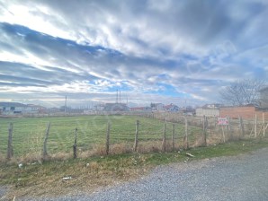 GÖLBAŞI MAHALLESİNDE ARSA