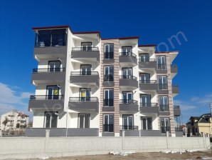 AKCAN PARKI KARŞISINDA EŞYALI 1+1