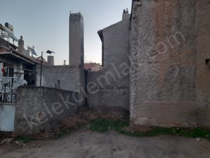 EMRULLAH MAHALLESİNDE SATILIK ARSA