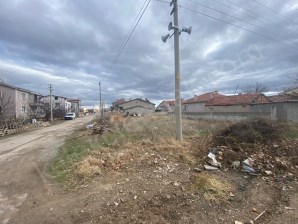 YAKUPŞEVKİ PAŞADA KÖŞE PARSEL ARSA