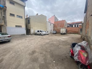 ÇARŞI MERKEZDE SATILIK ARSA