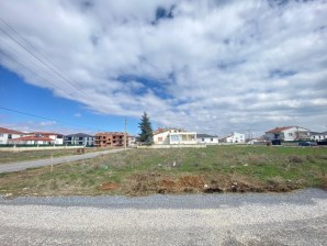 SELÇUKLU MAHALLESİ VİŞNE SOKAKTA KÖŞE PARSEL ARSA