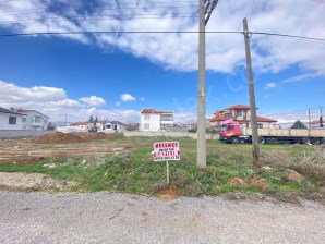 SELÇUKLU MAHALLESİ EMEK SOKAKTA GÜNEY CEPHELİ ARSA