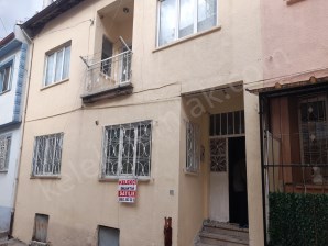 BUCAK MAHALLESİ KASAPLAR SOKAKTA MÜSTAKİL EV