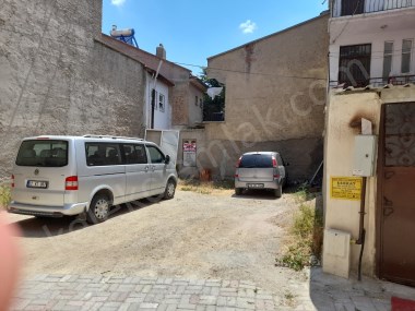 ALACA MAHALLESİ HACI HALİFE ÇIKMAZINDA ARSA