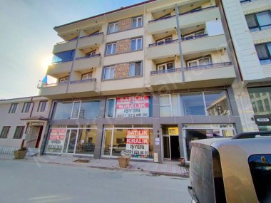 BEKİRAĞA CADDESİNDE SATILIK DÜKKAN