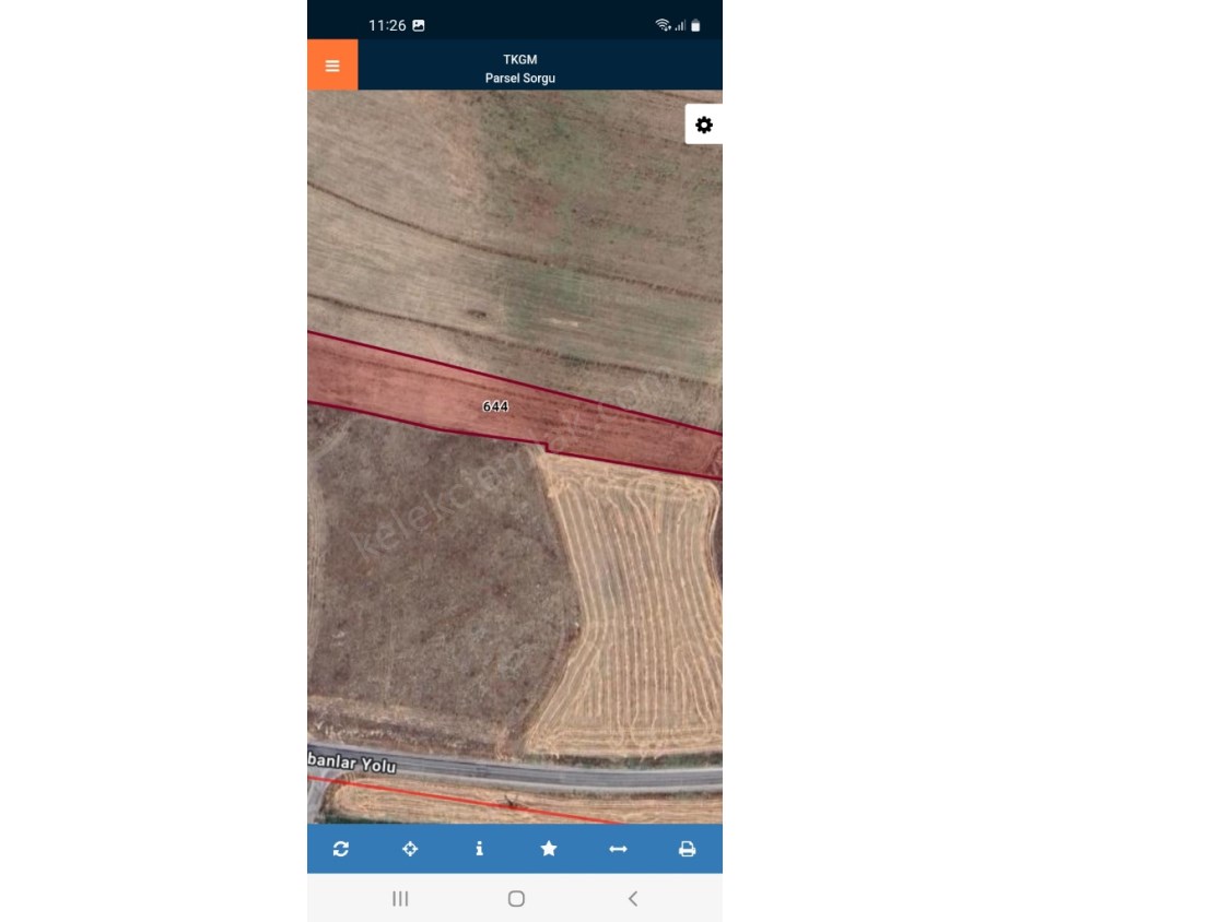 HAMİDİYE DE ÇOBANLAR YOLUNA YAKIN TARLA