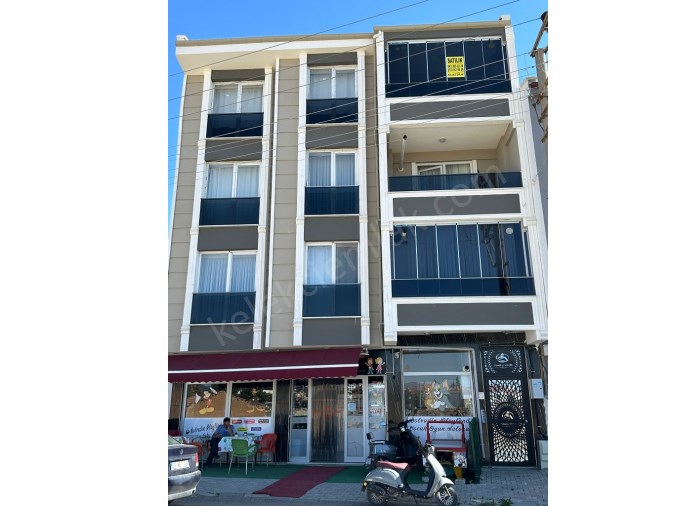 PERŞEMBE PAZARI YANINDA LÜKS 3+1 DAİRE