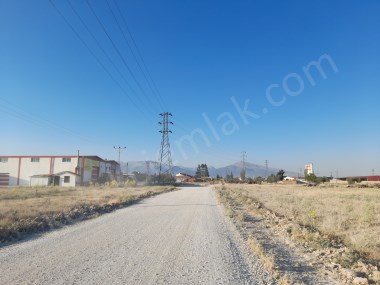 YILDIRIM MAHALLESİNDE İMARA ÇOK YAKIN TARLA