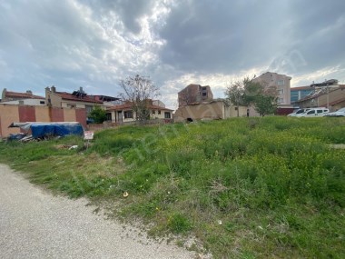 HASTANE MAHALLESİNDE ARSA