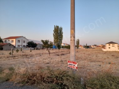 GÖLBAŞI MAHALLESİNDE 4 ADET ARSA