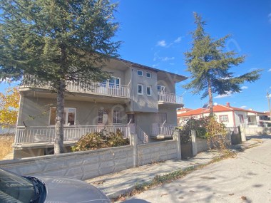 ETEM KELEKÇİ MAHALLESİ BAHÇELİSOKAKTA 2 KATLI MÜSTAKİL BİNA