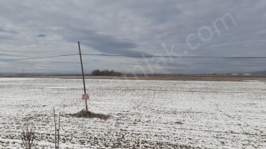 SELÇUKLUDA ÇAY BOLVADİN YOLUNA  CEPHELİ TARLA