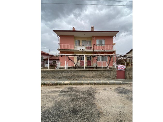 BAĞLARÜSTÜ MAHALLESİ GÜLÇİN SOKAKTA 2 KATLI MÜSTAKİL EV