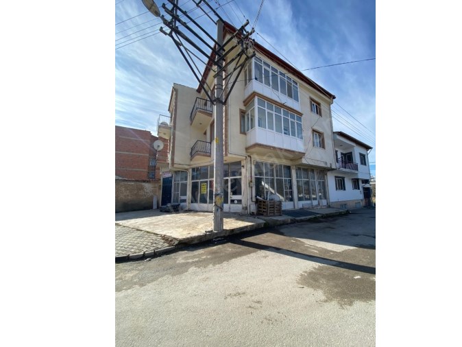 İHSANİYE CAMİİ KARŞISINDA KİRALIK DÜKAN