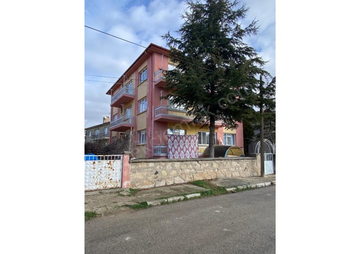 HASTANE MAHALLESİNDE KİRALIK 3+1