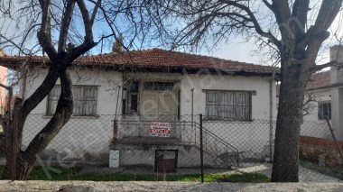 CİRİT MAHALLESİ MEVLANA SOKAKTA MÜSTAKİL EV