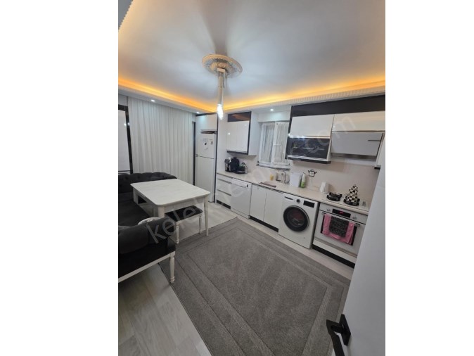 YENİ MAHALLE KUNDAK SOKAKTA SATILIK 2+1