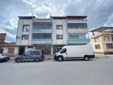 AYDINLAR MAHALLESİ KAYMAZ CADDESİNDE  2 ADET KİRALIK DAİRE