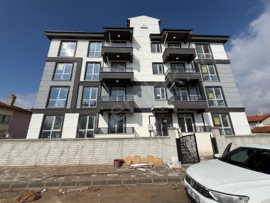 CİRİT MAHALLESİNDE ARA KATTA SATILIK 3+1