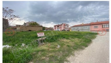 HASTANE MAHALLESİNDE ESKİ BİM ARKASINDA ARSA