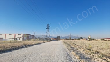 YILDIRIM MAHALLESİNDE İMARA ÇOK YAKIN TARLA