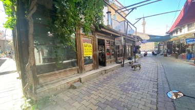 BUĞDAY PAZARINDA SATILIK DÜKKAN