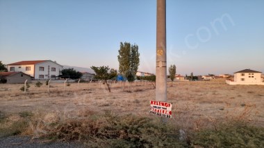 GÖLBAŞI MAHALLESİNDE 4 ADET ARSA