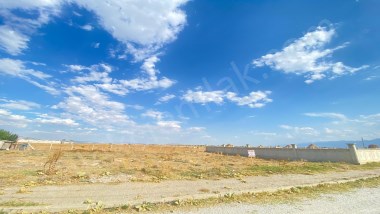 YENİ CEZAEVİ YANINDA ARSALAR(BOZKUŞ)