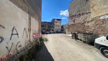 ÇARŞI MERKEZDE  ARSA