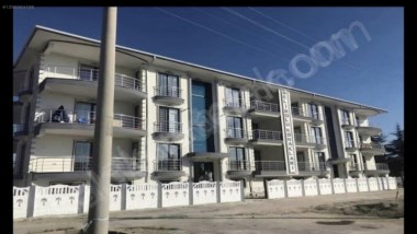 BADEMLİ MAHALLESİNDE SATILIK 3+1