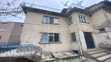KESTEMET MAHALLESİNDE MÜSTAKİL TADINDA  5+1 DAİRE