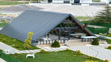 AKCAN PARKI YANINDA BUNGALOV EVİ