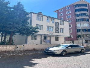 Esenyurtta kombili kdb cepe satlık daire